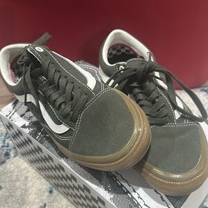 Skate Old Skool
Forest Night/gum